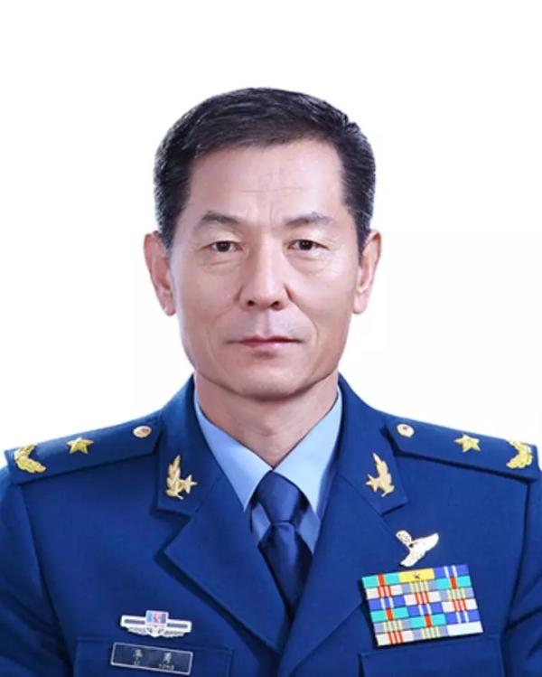 军区空军参谋长，揭秘其级别与职责，揭秘军区空军参谋长，级别与职责详解