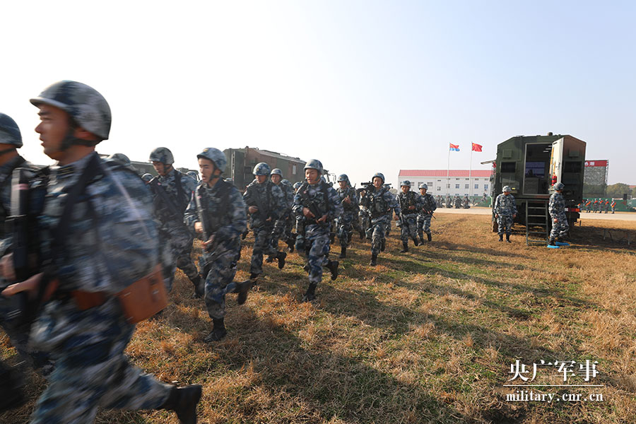 开封空降兵部队，荣耀与使命的交织，开封空降兵部队的荣耀与使命时刻