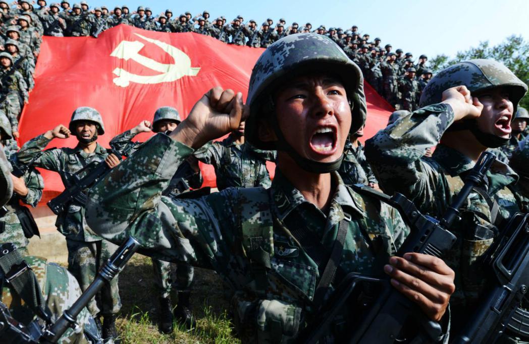 中国人民解放军的宗旨和任务，守护国家安全，服务人民利益，中国人民解放军，守护国家安全，践行服务人民宗旨与任务