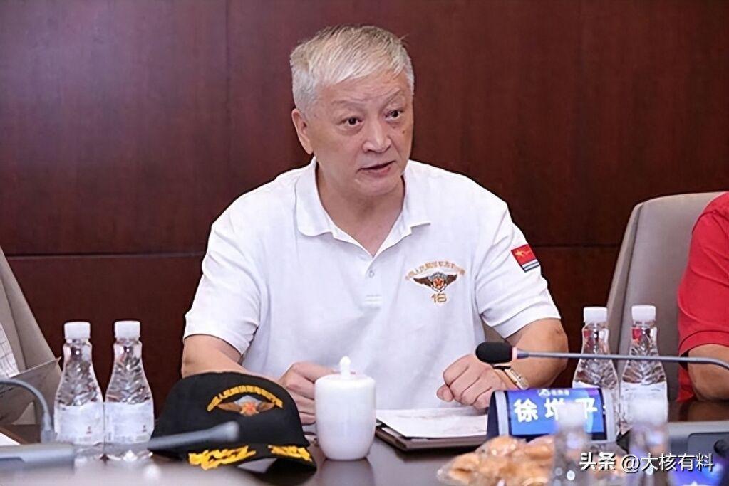瓦良格号艰难回国路与香港商人，瓦良格号艰难回国路背后的香港商人故事