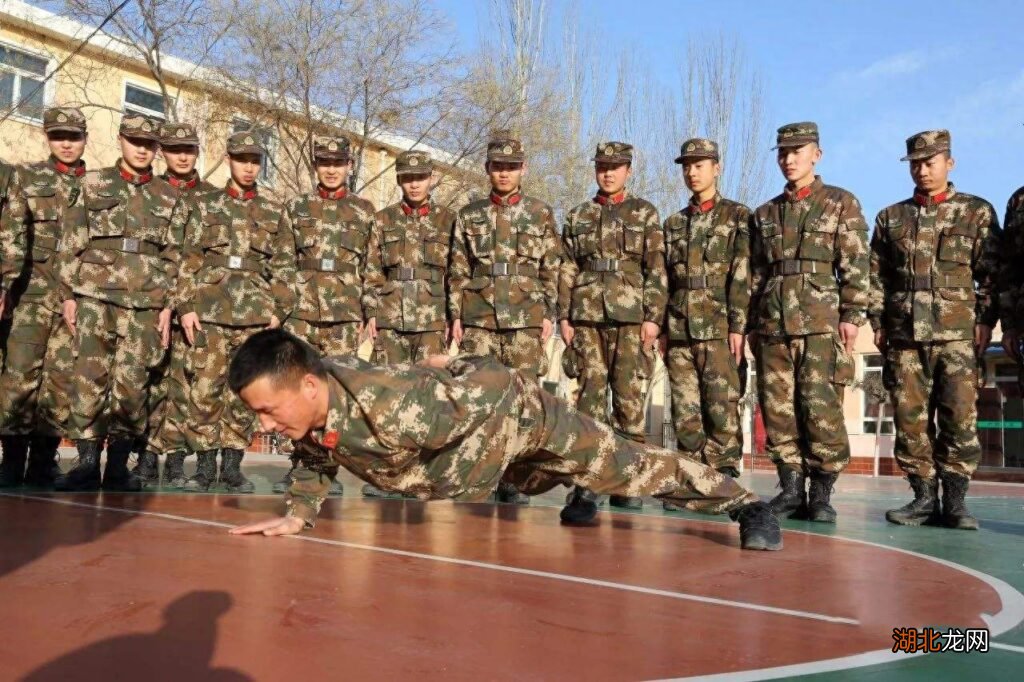 内蒙古老兵与新兵之间的故事,内蒙古老兵新兵间的传承故事