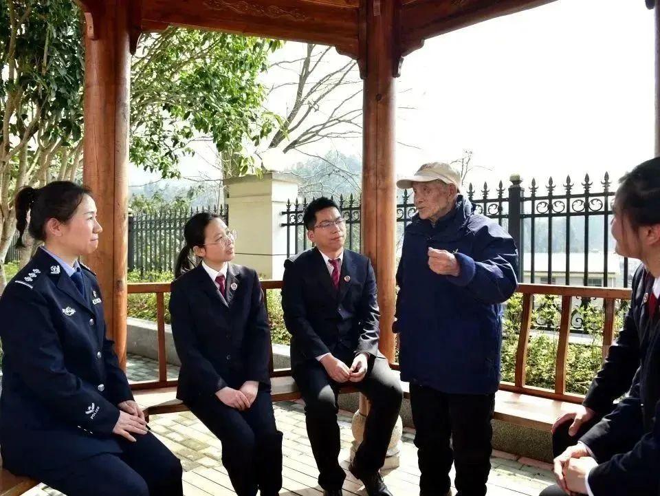 志愿军军歌的词曲，荣耀与传承，志愿军军歌的词曲，荣耀与传承的交响