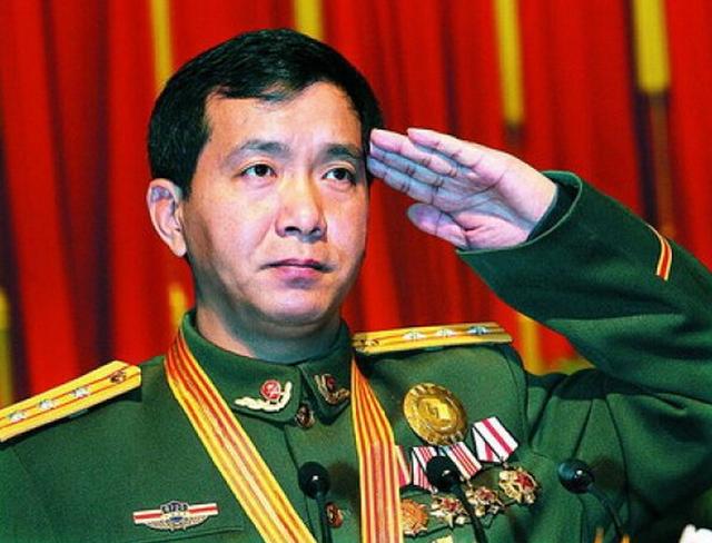 丁晓兵，铁血军人的时代标杆，丁晓兵，铁血军人的时代标杆典范