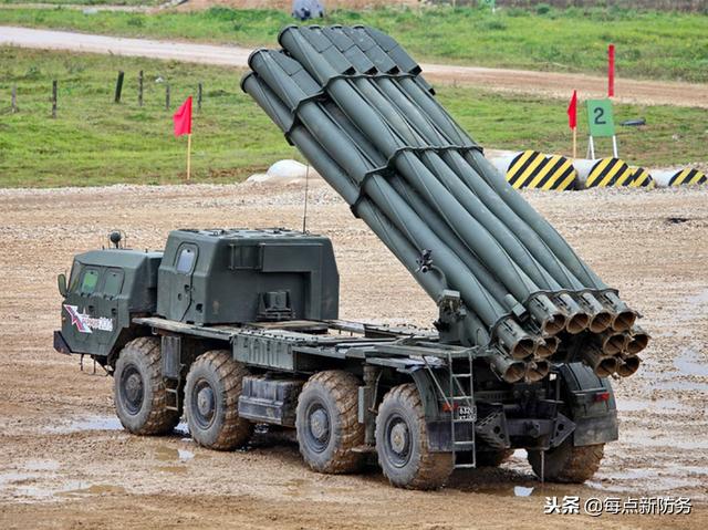 PHL-300火箭炮，中国军工的杰出代表，PHL-300火箭炮，中国军工的璀璨明珠