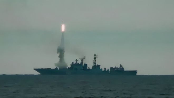 俄军舰向日本海军开火，历史与现实的交织，俄军舰向日海军开火，历史与现实的对峙与交锋