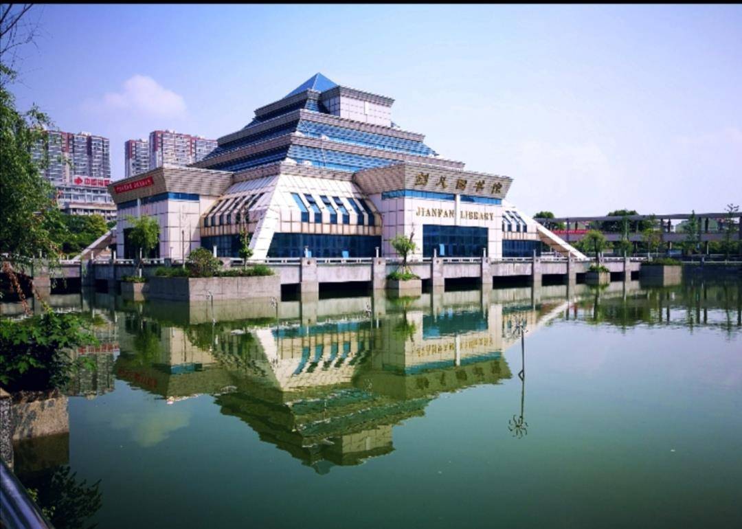 中国空军航空大学的排名及其影响力，中国空军航空大学排名及影响力解析