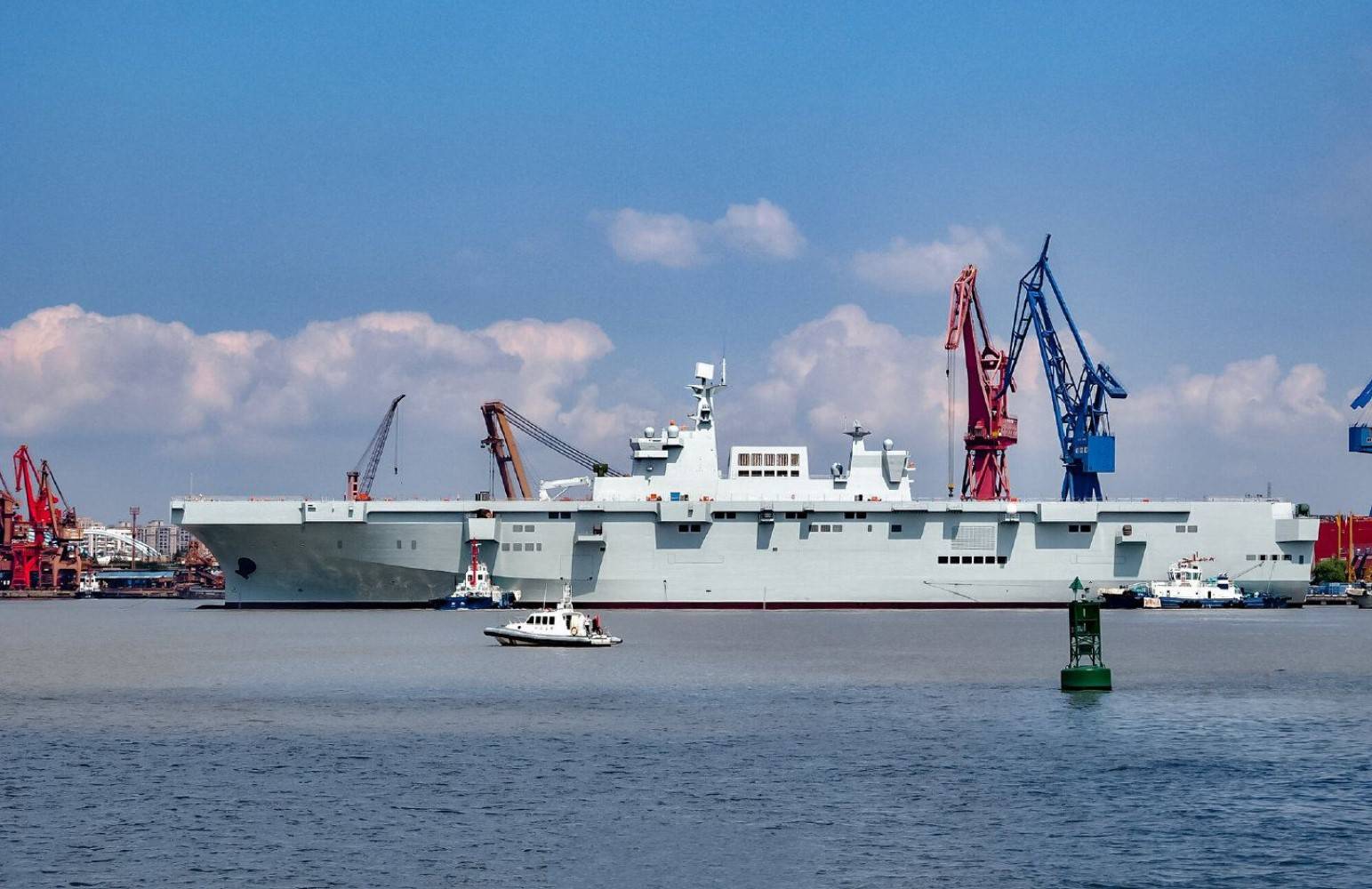 关于我国最新型两栖攻击舰——075型两栖攻击舰3号舰的建造进度研究，我国最新型两栖攻击舰——075型两栖攻击舰3号舰建造进度解析