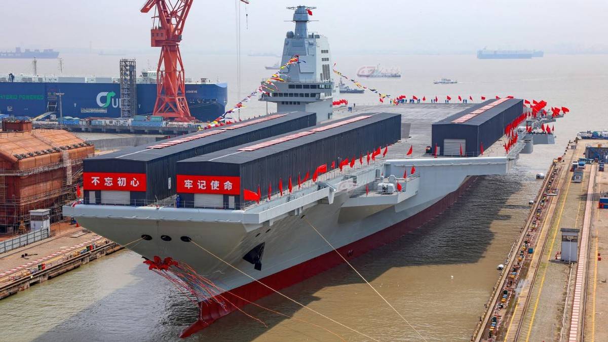 国产航母003合拢，中国海军新时代的里程碑，国产航母003合拢，中国海军新时代的起点
