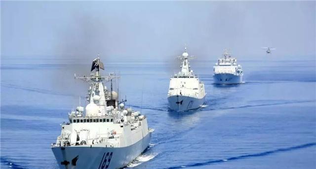 中国海军大战海盗电影，英勇、智慧与和平的赞歌，中国海军智勇双全，海盗电影中的和平赞歌
