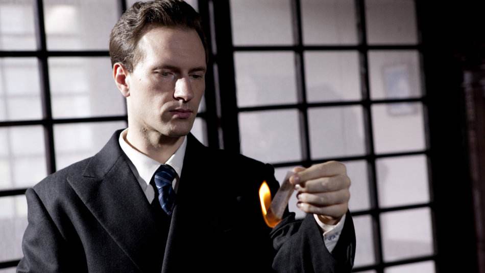 间谍之王，揭秘传奇人物背后的故事，间谍之王传奇背后的故事揭秘
