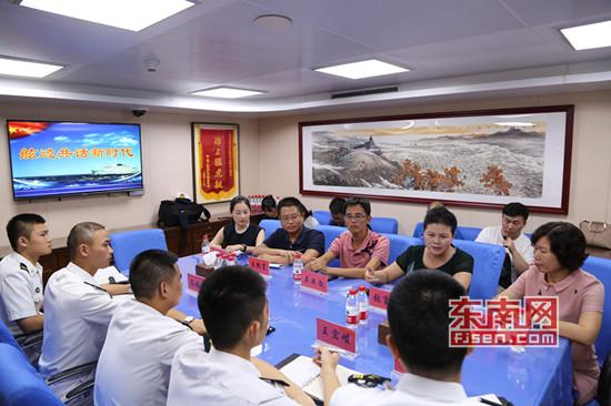 泉州舰真实视频，展现中国海军力量的生动写照，泉州舰实拍视频，中国海军力量的震撼展示