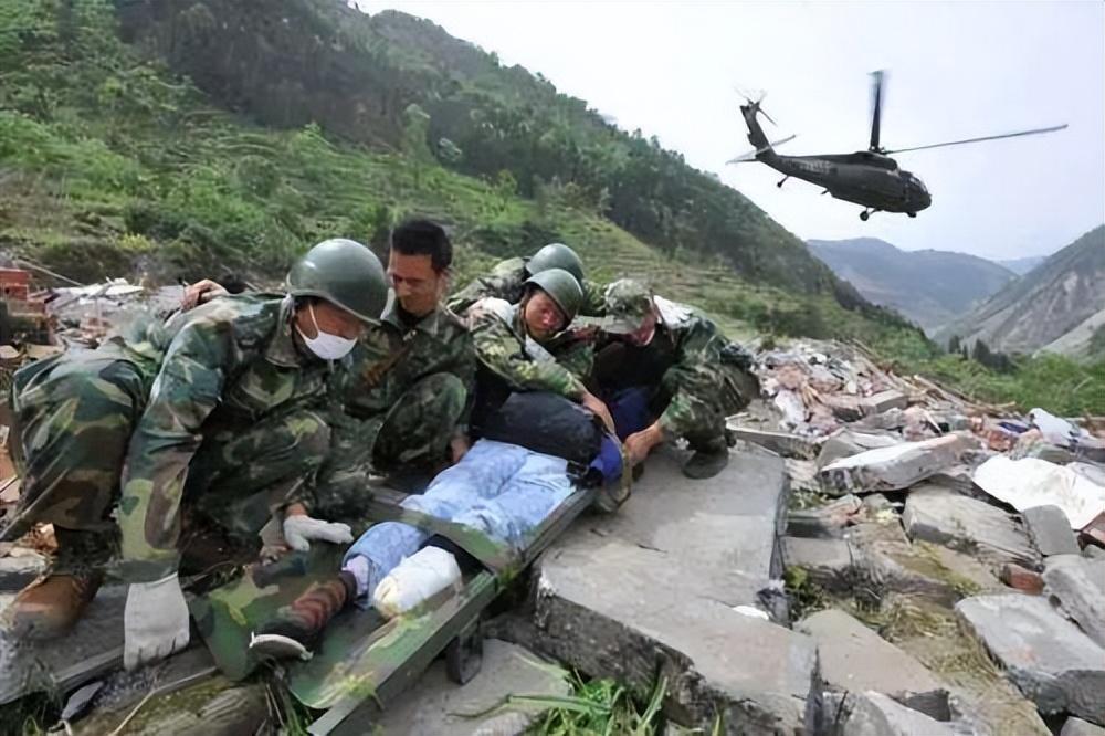 空降兵第15军历任政委及其历史贡献，空降兵第15军历任政委及其历史贡献概览