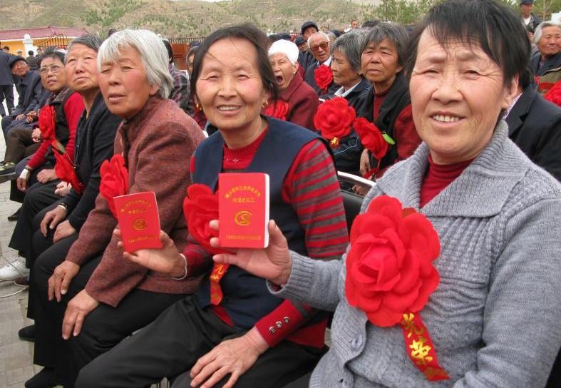 庆祝中华人民共和国成立七十周年，盛大的国庆阅兵仪式回顾，中华人民共和国七十周年庆典，盛大国庆阅兵仪式精彩回顾
