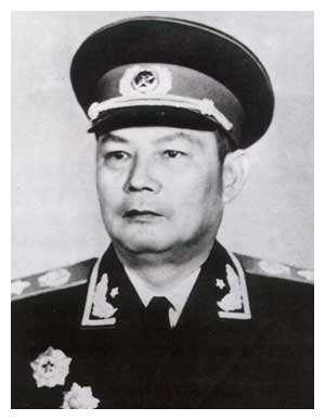 中国历任国防部长图片及其历史背景，中国历任国防部长图片一览，历史背景解析