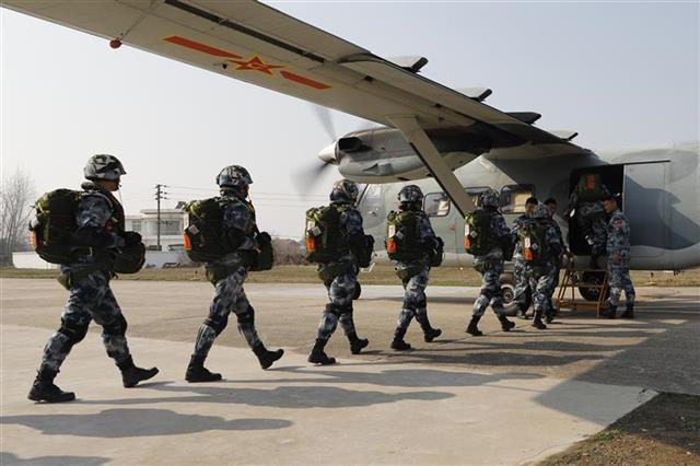 孙杰，空降兵第15军的杰出将领，孙杰，空降兵第15军之杰出将领