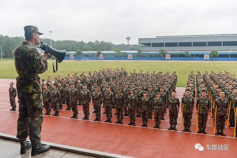 阅兵风采，各国阅兵式口号的力量与独特魅力，阅兵风采，各国阅兵式口号的独特魅力与力量展示