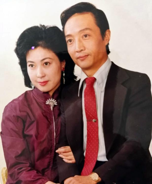 丁晓君的老公，探索背后的故事，丁晓君的老公，背后的故事揭秘