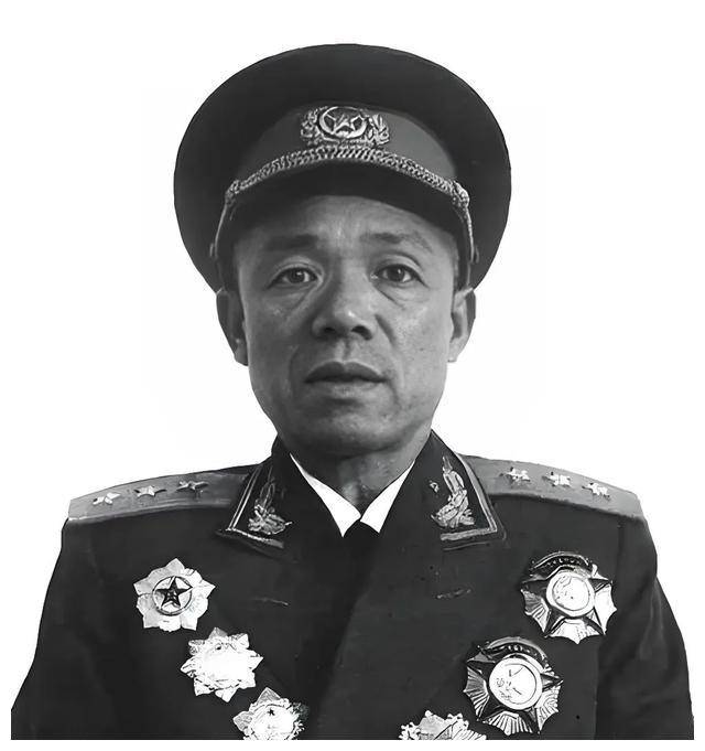 中国人民志愿军司令员——彭德怀的卓越领导与伟大贡献，彭德怀，中国人民志愿军司令员的卓越领导与杰出贡献