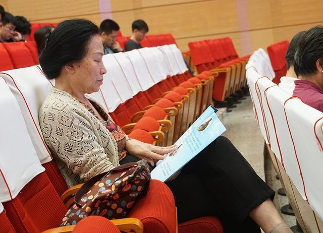 中国空军成立时间地点及其历史意义——几点几分的永恒记忆，中国空军成立的时间地点及其历史意义，几点几分的铭记时刻