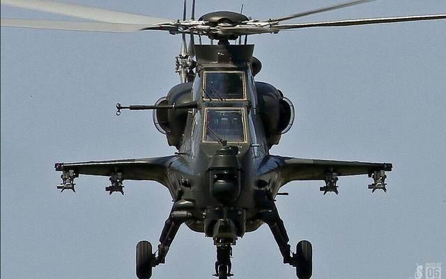 武直-10，轻型还是中型？解析其定位与特点，武直-10的定位与特点，轻型还是中型？