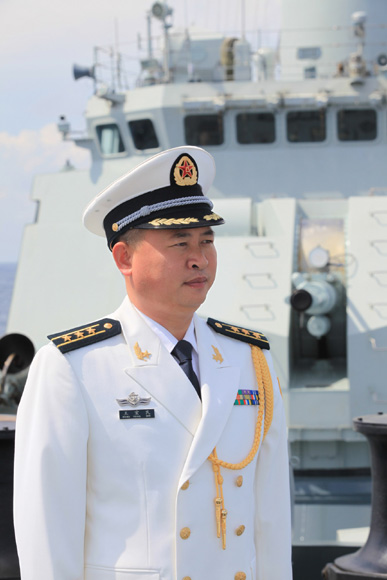 驱逐舰长，海洋上的战略领航者，驱逐舰长，海洋战略领航先锋