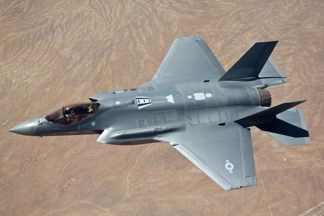 歼-16与中国空军现代化，对标外国先进机型的发展之路，歼-16与中国空军现代化，对标外国先进机型的发展之路探索