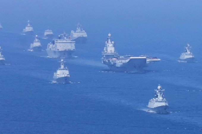海军成立70周年阅兵高清图片，荣耀的瞬间，永恒的记忆，海军成立70周年阅兵荣耀瞬间，永恒记忆的高清图片回顾