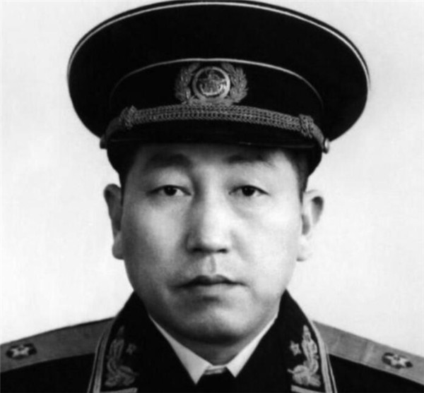 刘粤东司令父亲的身份揭秘，一位英勇无畏的战士之子，刘粤东司令父亲，战士之子的身份揭秘