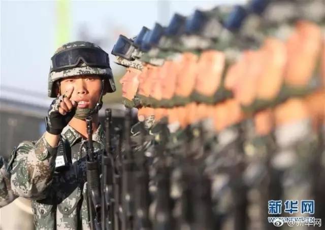 朱日和阅兵参加人数，盛大的阅兵仪式与参与者的荣耀时刻，朱日和阅兵，盛大仪式与参与者的荣耀时刻，人数揭秘