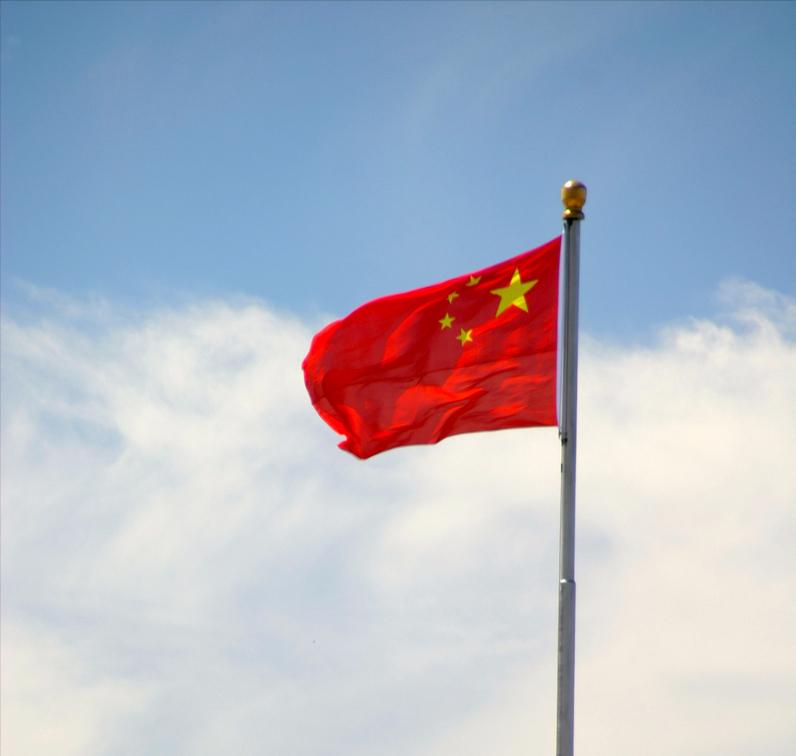 俄美战争已打响，一场关乎全球格局的较量在知乎上热议，俄美战争热议背后，全球格局的较量在知乎掀起热议