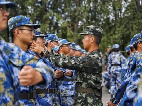中国人民武装警察部队特种警察学院培养的人才属性探究，兵与军官的界定，中国人民武装警察部队特种警察学院人才培养属性探究，兵与军官的界定分析