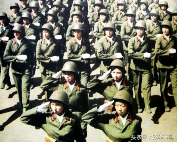 女兵扎军用武装带，力量与荣耀的象征，女兵扎军用武装带，力量与荣耀的彰显