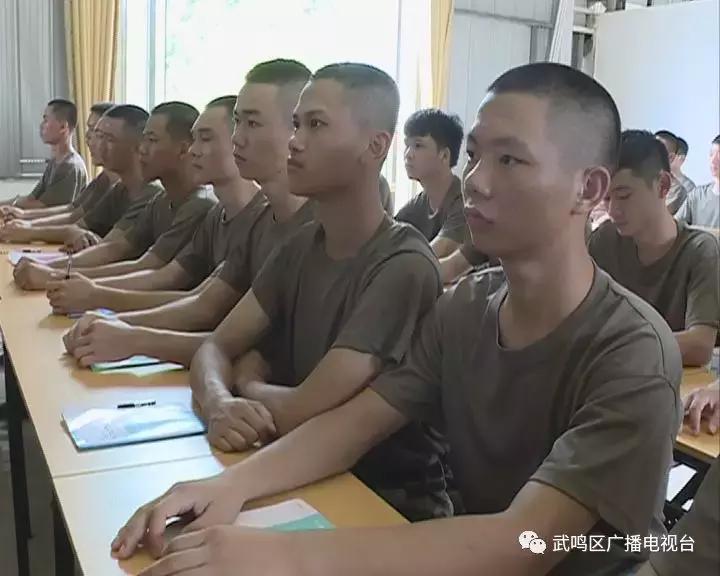 正午国防，国家安全的坚固盾牌，正午国防，国家安全的坚实盾牌
