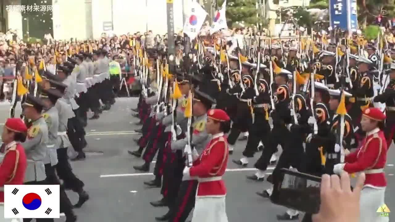 韩国综艺节目视角下的中国阅兵，文化交融与全球视野的展现，韩国综艺节目视角下的中国阅兵，文化交融与全球视野展现的魅力瞬间
