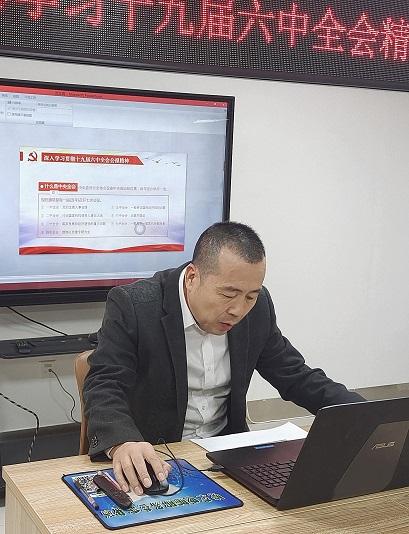今日重大新闻十四则，今日十四则重大新闻速递