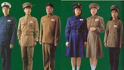 女兵与连衣裙，军队中的柔美和力量，女兵与连衣裙，军队中的柔美女性与力量展现