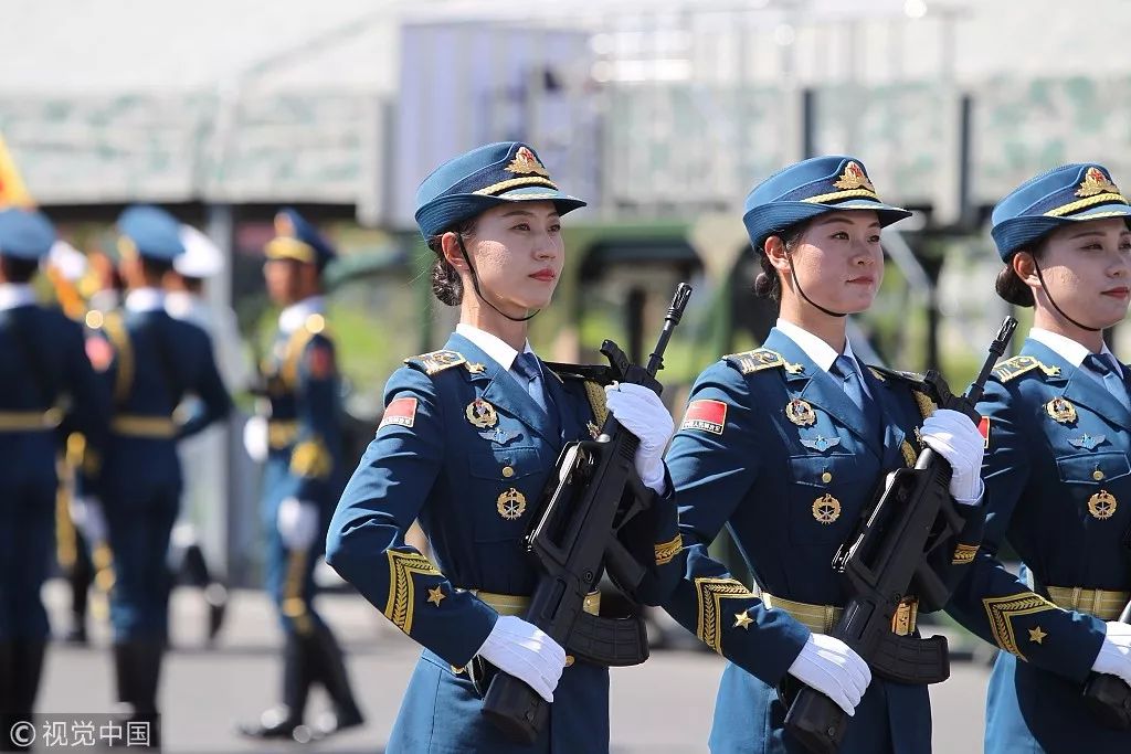 揭秘2024征兵女兵最新标准，塑造新时代巾帼英雄，揭秘新时代女兵征兵标准，塑造巾帼英雄形象