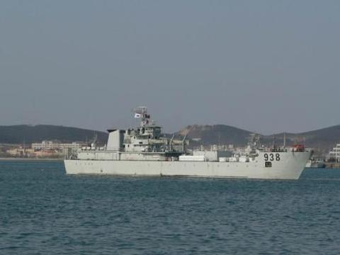 揭秘中国海军新利器，938吕梁山舰，揭秘中国海军新利器，吕梁山舰亮相揭秘
