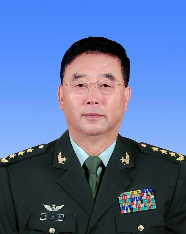 中国人民解放军军长，职责、使命与荣誉的象征，中国人民解放军军长，职责、使命与荣耀的象征之巅