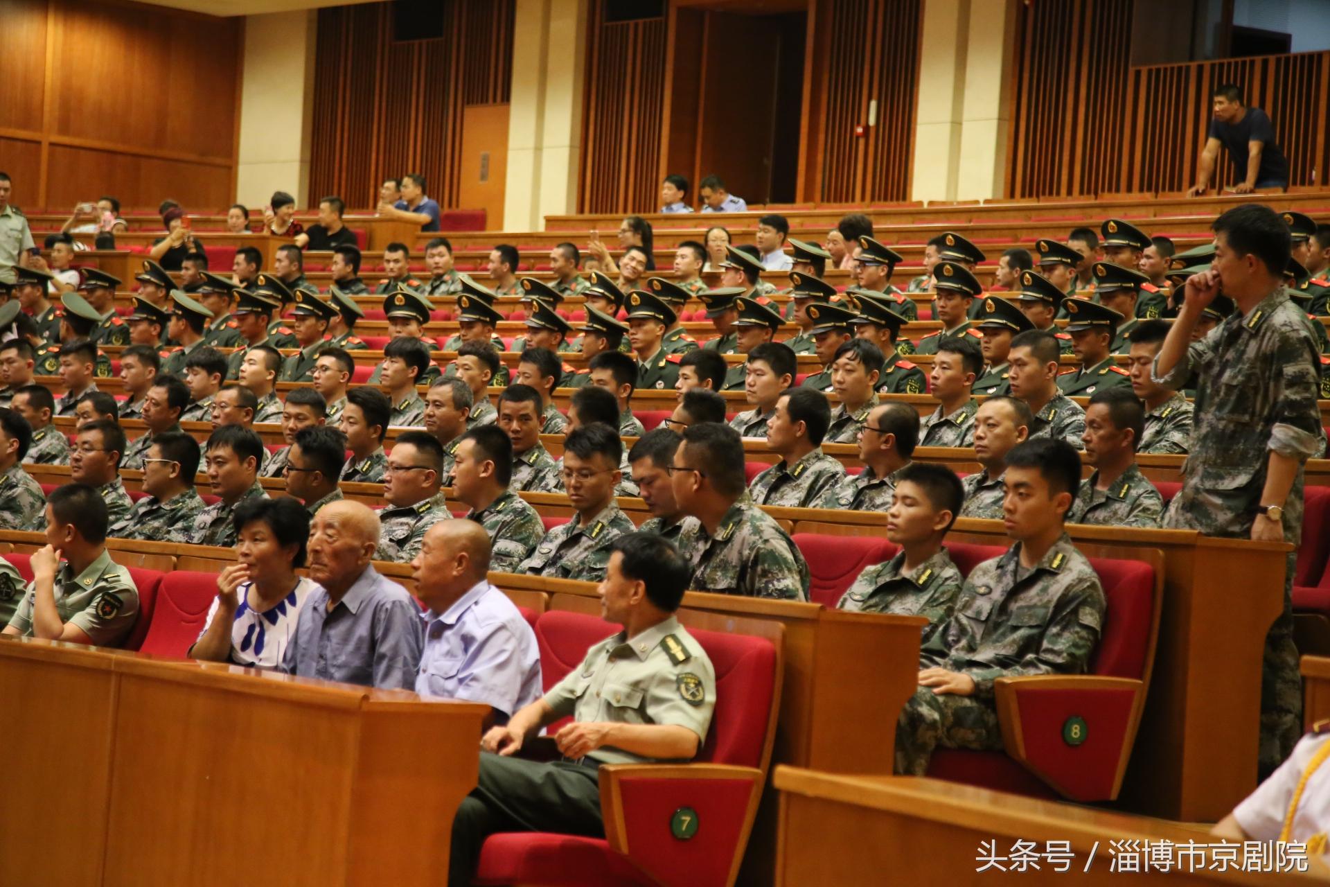 中国人民解放军军旗确定的历程及其深远影响，中国人民解放军军旗确定历程及其深远影响的探究