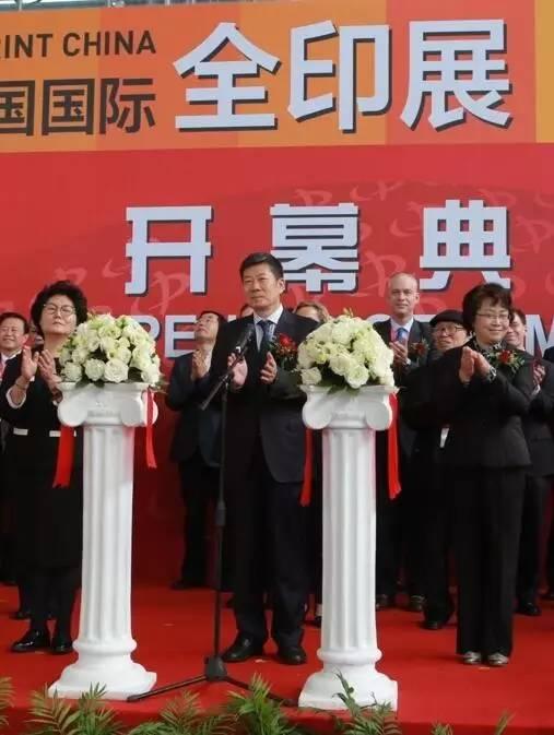 今日要闻国际新闻，全球动态概览，全球要闻速递，国际新闻与全球动态概览