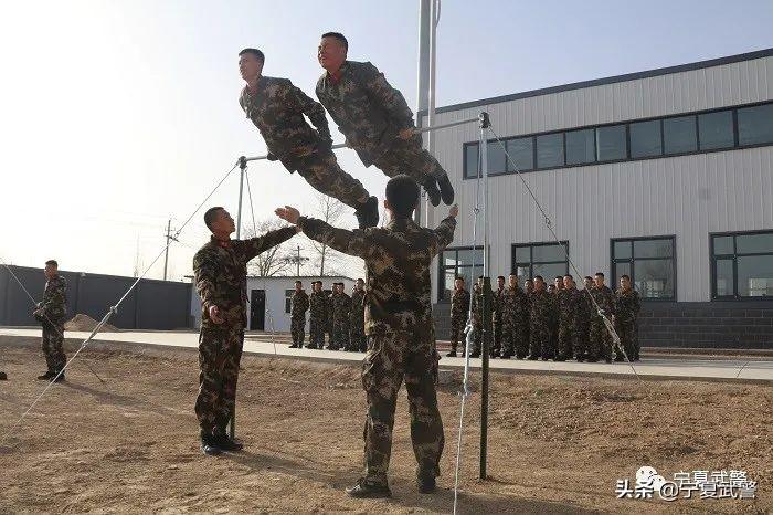两会关于部队2022年士官改革的深度探讨，两会深度探讨，2022年部队士官改革进展与展望