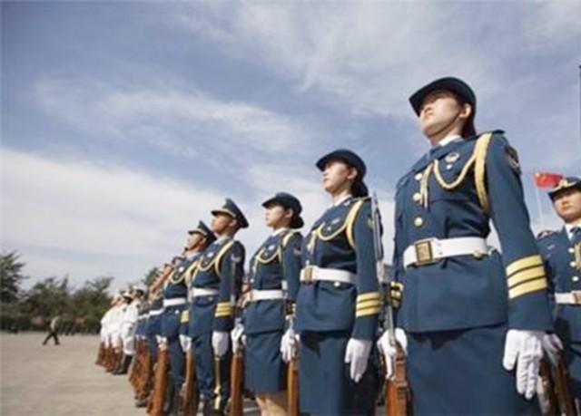 三军仪仗队队长程诚，荣耀与担当的象征，三军仪仗队队长程诚，荣耀与担当的典范