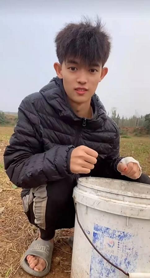 苏-30图片，探索强大战斗机的魅力与性能，苏-30战斗机，探索强大性能与魅力所在