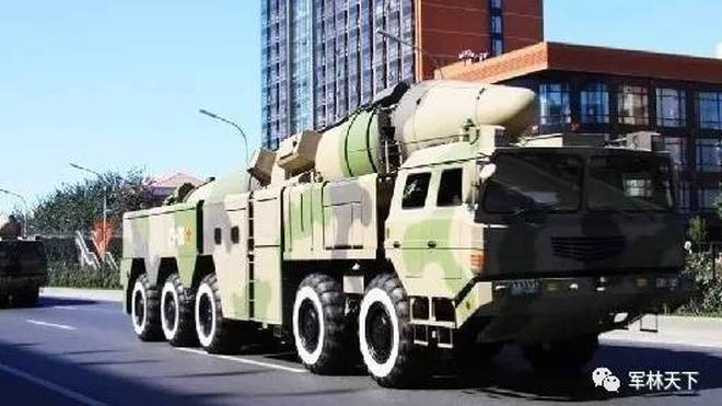 中国21D导弹的威力，战略威慑与区域拒止的完美结合，中国21D导弹，战略威慑与区域拒止的完美结合威力展示