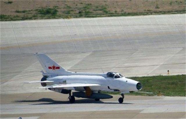 歼7型飞机谱系，中国航空工业的骄傲，歼7型飞机谱系，中国航空工业的辉煌里程碑