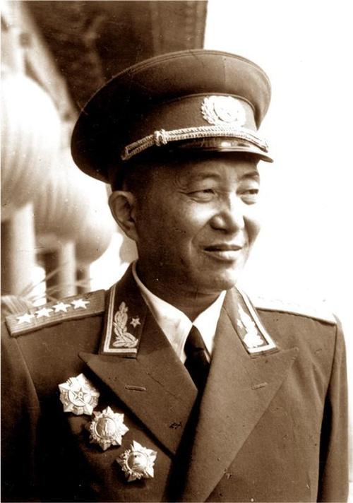 总参谋长，军事指挥与策划的核心职位，总参谋长，军事指挥与策划的核心角色