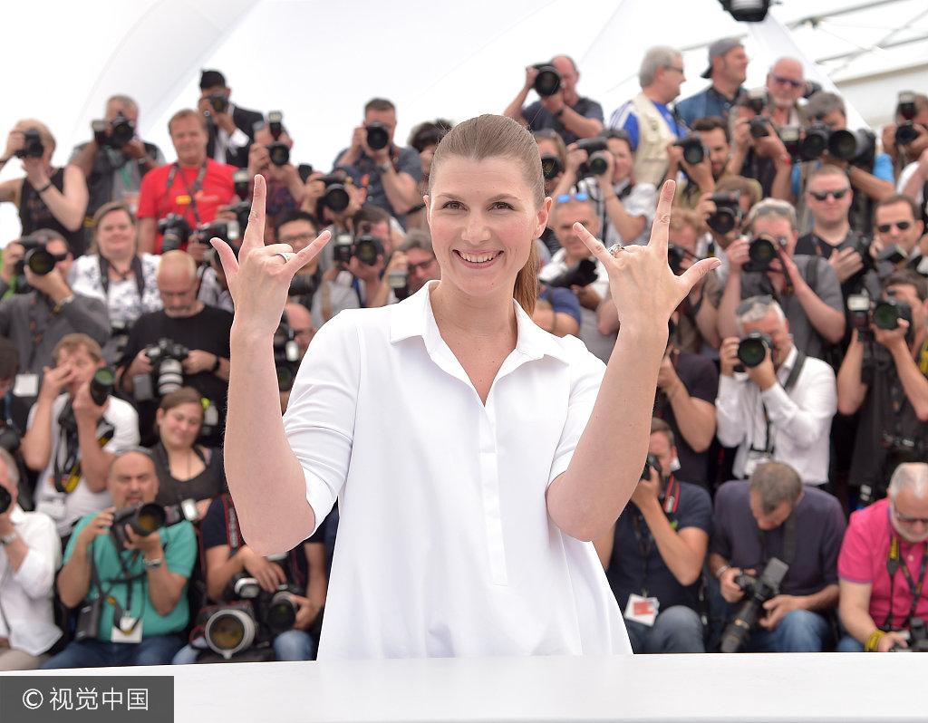 新闻发布会时间控制的策略与重要性，新闻发布会时间控制策略及其重要性探讨