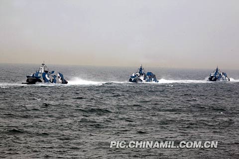 中国海军快艇部队，速度与力量的完美结合，中国海军快艇部队，速度与力量的巅峰展现