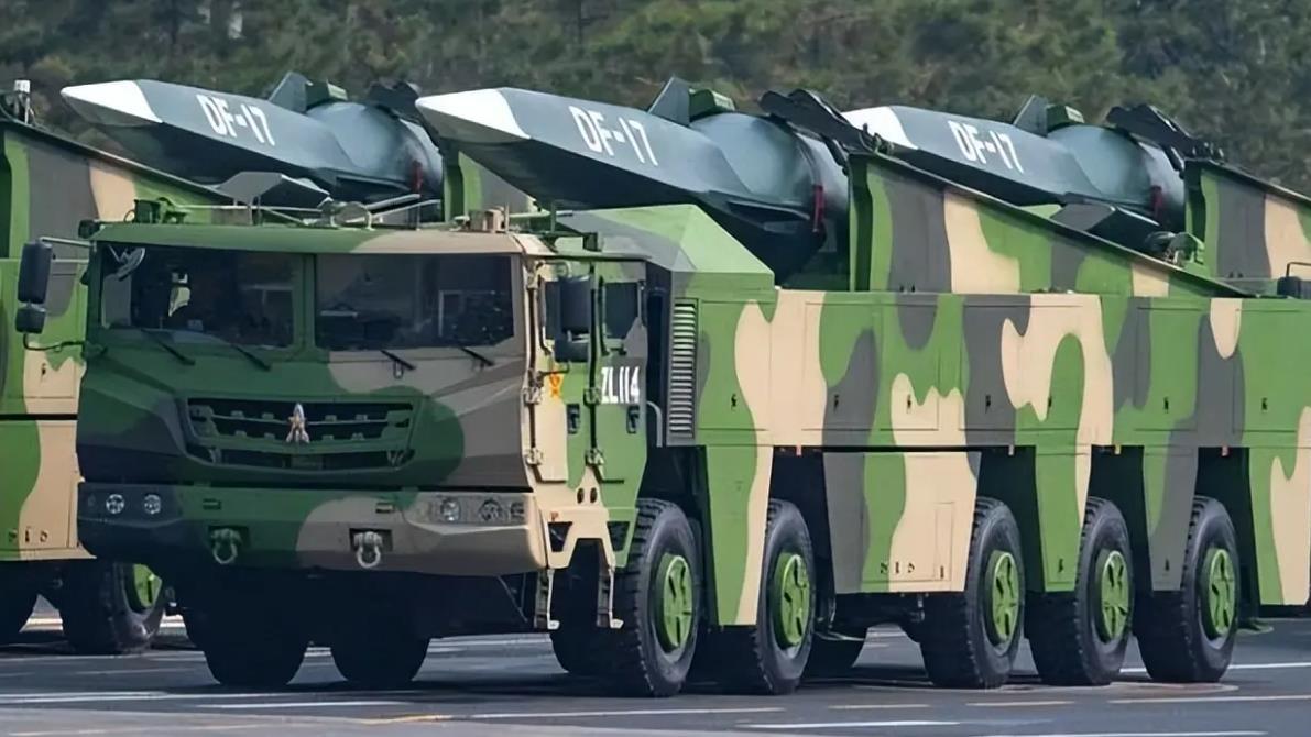 东风17，震撼美国的战略导弹力量，东风17，震撼美国的战略导弹锋芒